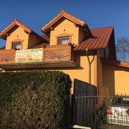 Pokoje Vip Trzęsacz Esterno foto